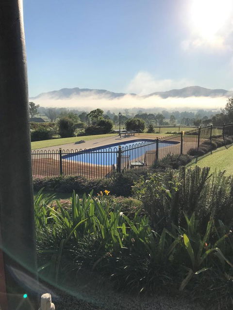 Avon View Stays Accommodation. - Tourism Caloundra 9