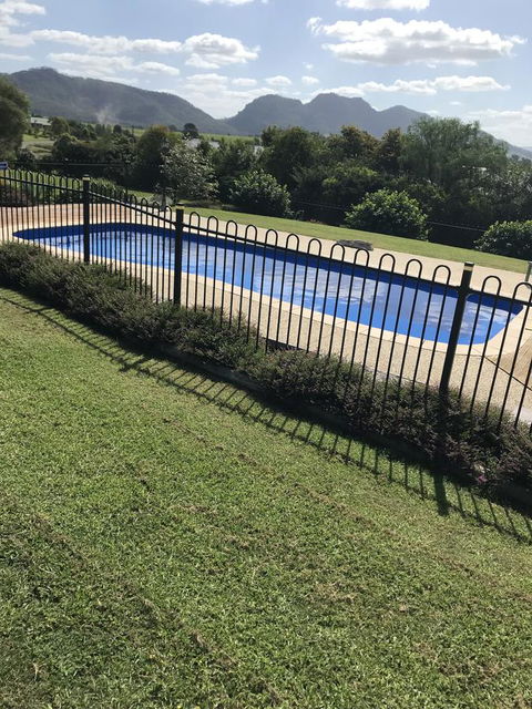 Avon View Stays Accommodation. - Tourism Caloundra 8