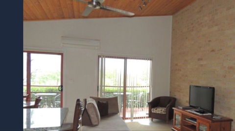 Avon View Stays Accommodation. - Tourism Caloundra 19