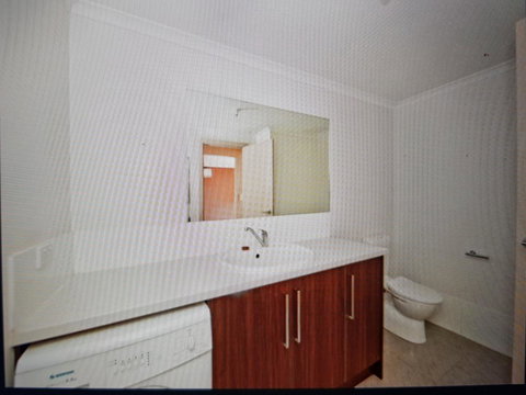 Mawson Lakes Apartments - Tourism Caloundra 6