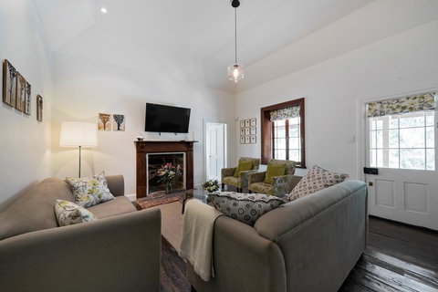 Jacobs Estate Cottage - Tourism Caloundra 4