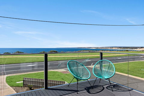 Sorrento - Aldinga Beach - Tourism Caloundra 7