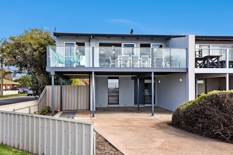 Sorrento - Aldinga Beach - Tourism Caloundra 12