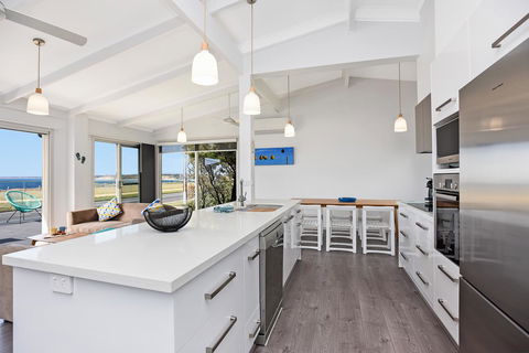 Sorrento - Aldinga Beach - Tourism Caloundra 8