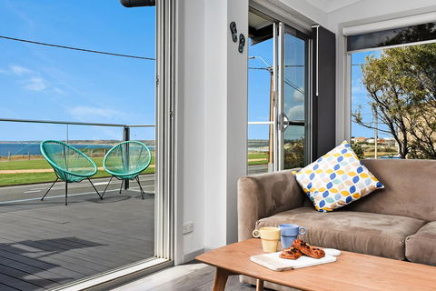 Sorrento - Aldinga Beach - Tourism Caloundra 0