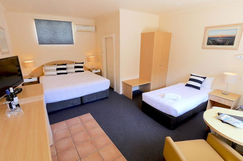 Harbour View Motel - Tourism Caloundra 39