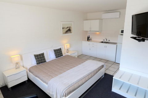 Harbour View Motel - Tourism Caloundra 32