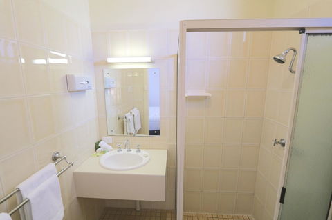 Harbour View Motel - Tourism Caloundra 42