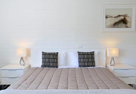 Harbour View Motel - Tourism Caloundra 33