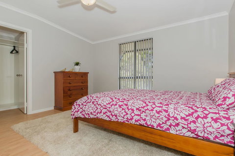 Desert Pea - Tourism Caloundra 9