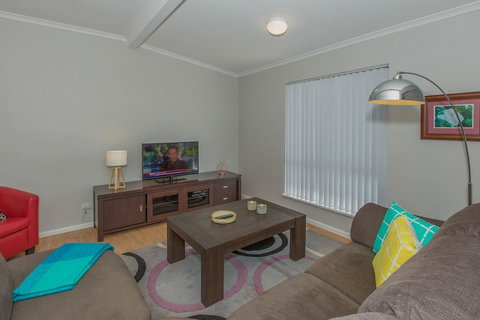 Desert Pea - Tourism Caloundra 3