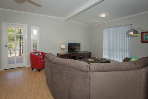 Desert Pea - Tourism Caloundra 4