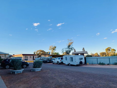 Opal Inn Hotel, Motel, Caravan Park - Tourism Caloundra 40