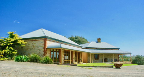 Scobie Lane Retreat - Tourism Caloundra 1