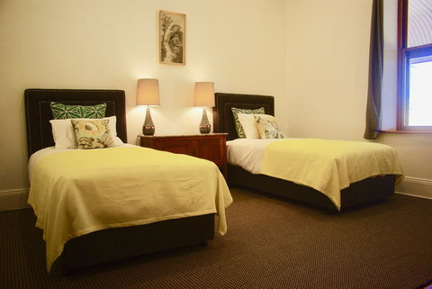 Scobie Lane Retreat - Tourism Caloundra 11