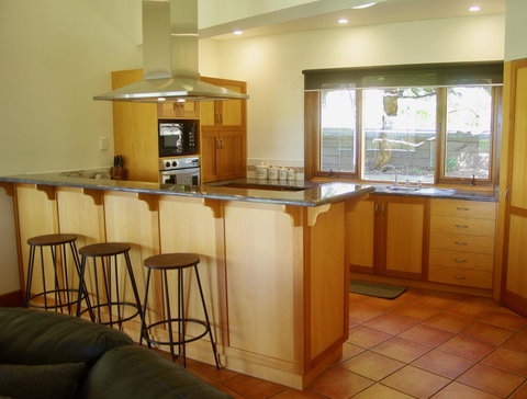 Scobie Lane Retreat - Tourism Caloundra 5