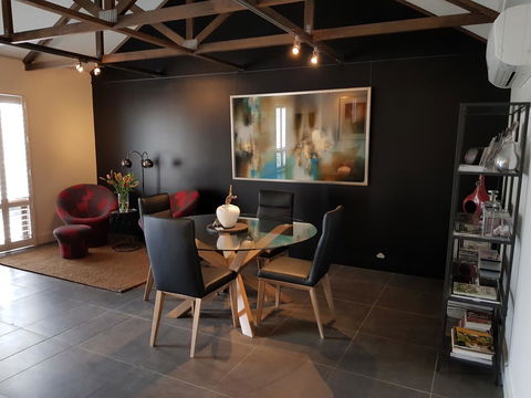 Irongate Studio B&B - Tourism Caloundra 0