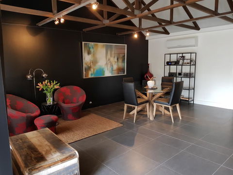 Irongate Studio B&B - Tourism Caloundra 2
