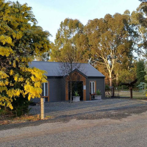Irongate Studio B&B - Tourism Caloundra 12