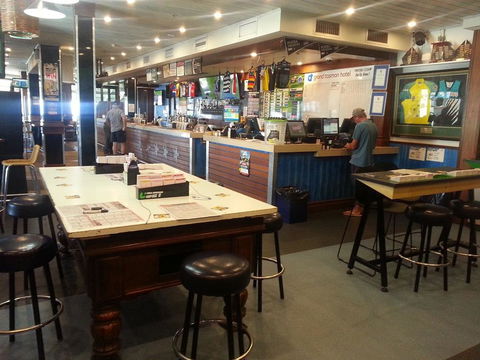 Grand Tasman Hotel - Tourism Caloundra 7