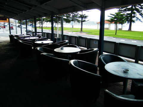 Grand Tasman Hotel - Tourism Caloundra 27