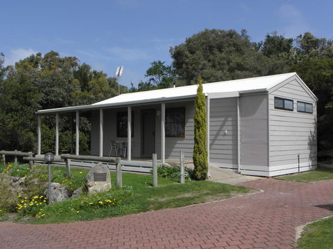 Lakeside Tourist Park - Tourism Caloundra 1