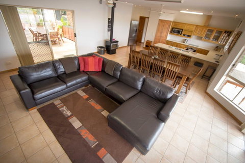 Limestone Ridge - Tourism Caloundra 3