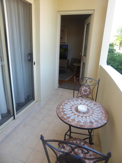 ADELAIDE CENTRAL APARTMENT - 3BR, 2BATH & CARPARK - Tourism Caloundra 20