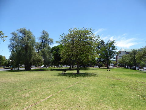 ADELAIDE CENTRAL APARTMENT - 3BR, 2BATH & CARPARK - Tourism Caloundra 31