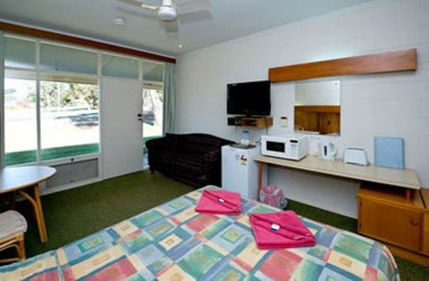 Barmera Lake Resort Motel - Tourism Caloundra 15