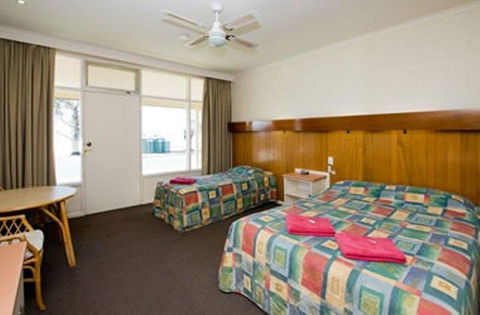 Barmera Lake Resort Motel - Tourism Caloundra 27