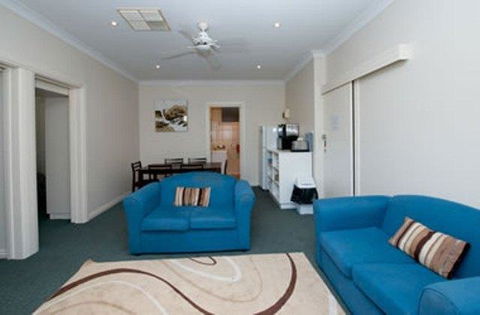 Barmera Lake Resort Motel - Tourism Caloundra 23