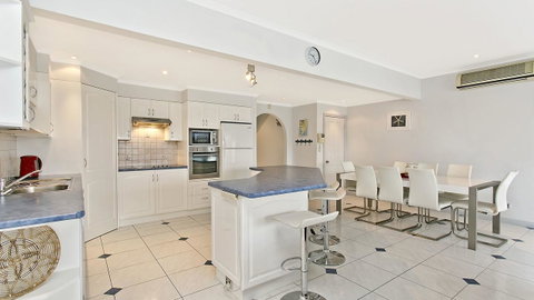 Salt Waterfront Apartment - Tourism Caloundra 1