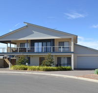 Gizmos Retreat - Tourism Caloundra
