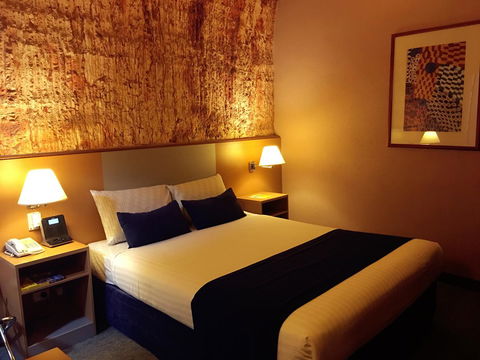 Desert Cave Hotel - Tourism Caloundra 39