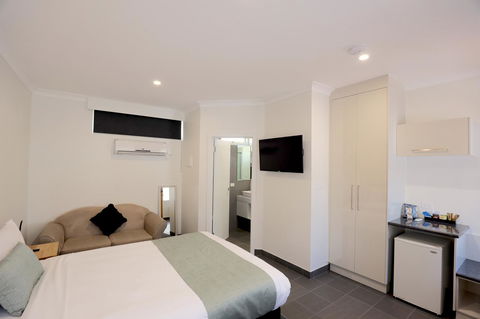 Robe Central Motel - Tourism Caloundra 38