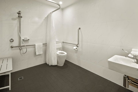 Quest Griffith - Tourism Caloundra 16