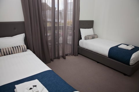 Mawson Lakes Hotel - Tourism Caloundra 40