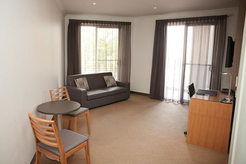 Mawson Lakes Hotel - Tourism Caloundra 38