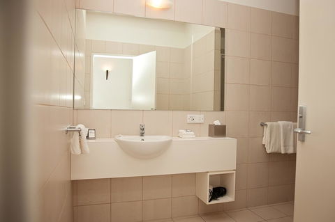 Mawson Lakes Hotel - Tourism Caloundra 36
