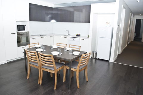 Mawson Lakes Hotel - Tourism Caloundra 11