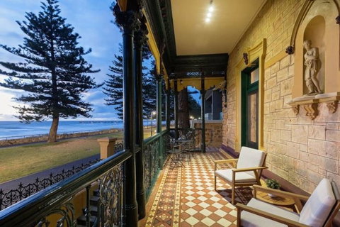 The Grand Ocean Apartment - Tourism Caloundra 3