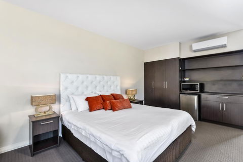 Robe Marina Accommodation - Tourism Caloundra 11