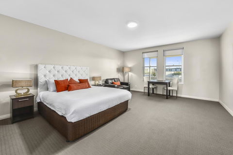 Robe Marina Accommodation - Tourism Caloundra 9