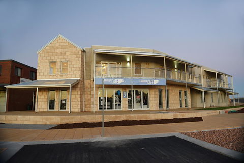 Robe Marina Accommodation - Tourism Caloundra 33