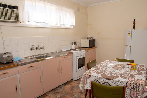 Kimba Units - Tourism Caloundra 20