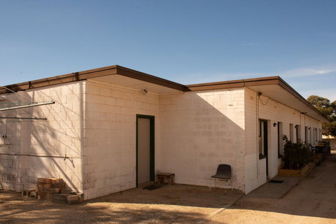 Kimba Units - Tourism Caloundra 18