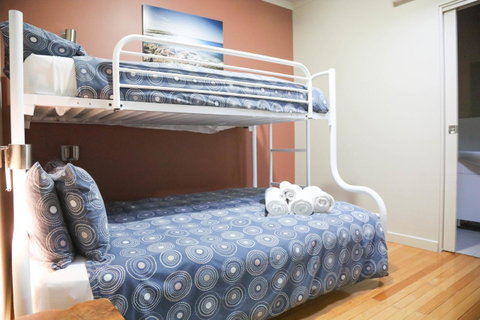 Port Lincoln Studio Apartments - Tourism Caloundra 40
