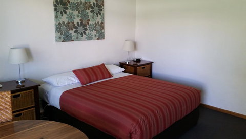 Coonawarra Motor Lodge - Tourism Caloundra 17