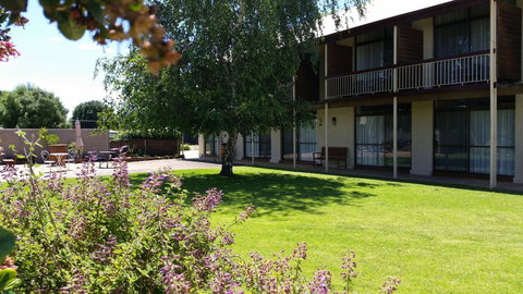Coonawarra Motor Lodge - Tourism Caloundra 20